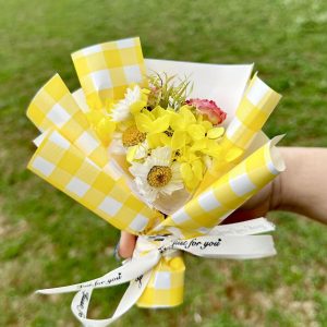 Premium Dried Flower Gift Bouquet – Long-Lasting & Elegant