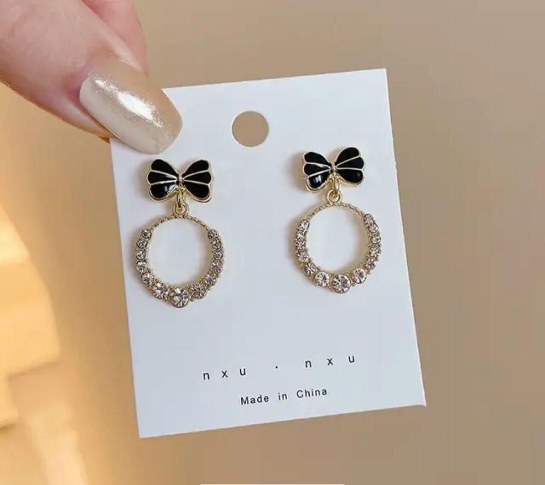 1Pair Crystal Bow Round Drop Earrings – Sparkling Elegant Studs for Women & Girls