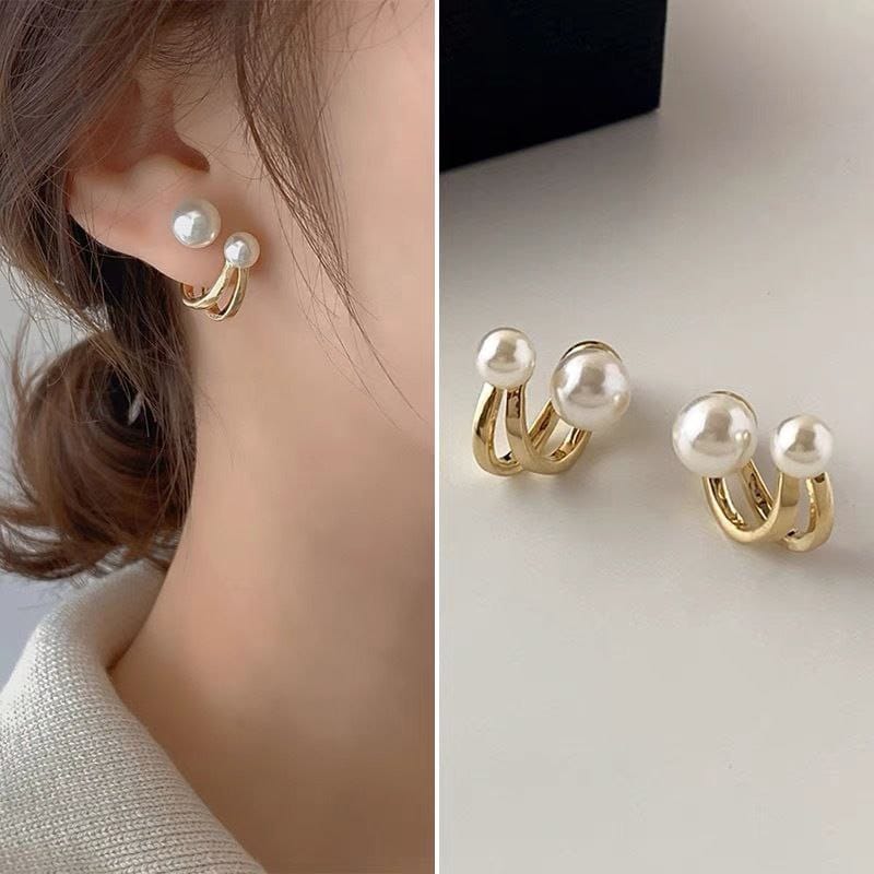 Elegant Women Pearl Earrings – Timeless & Classy Studs for Modern Females