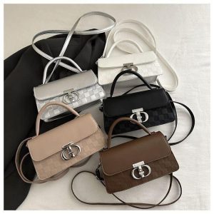 New Retro Small Square Bag – Premium Leather Crossbody for Daily Style